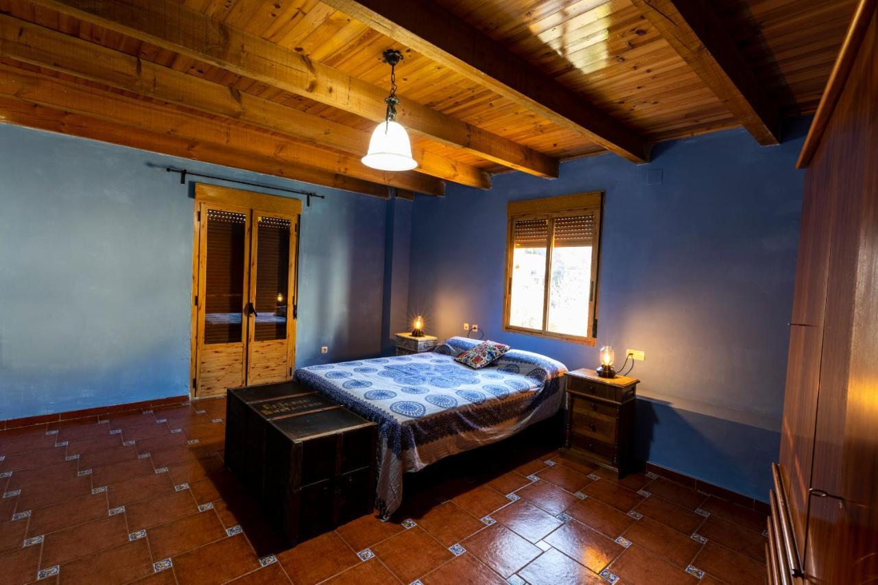 Casa Rural El Abeto Torre de Don Miguel Екстериор снимка