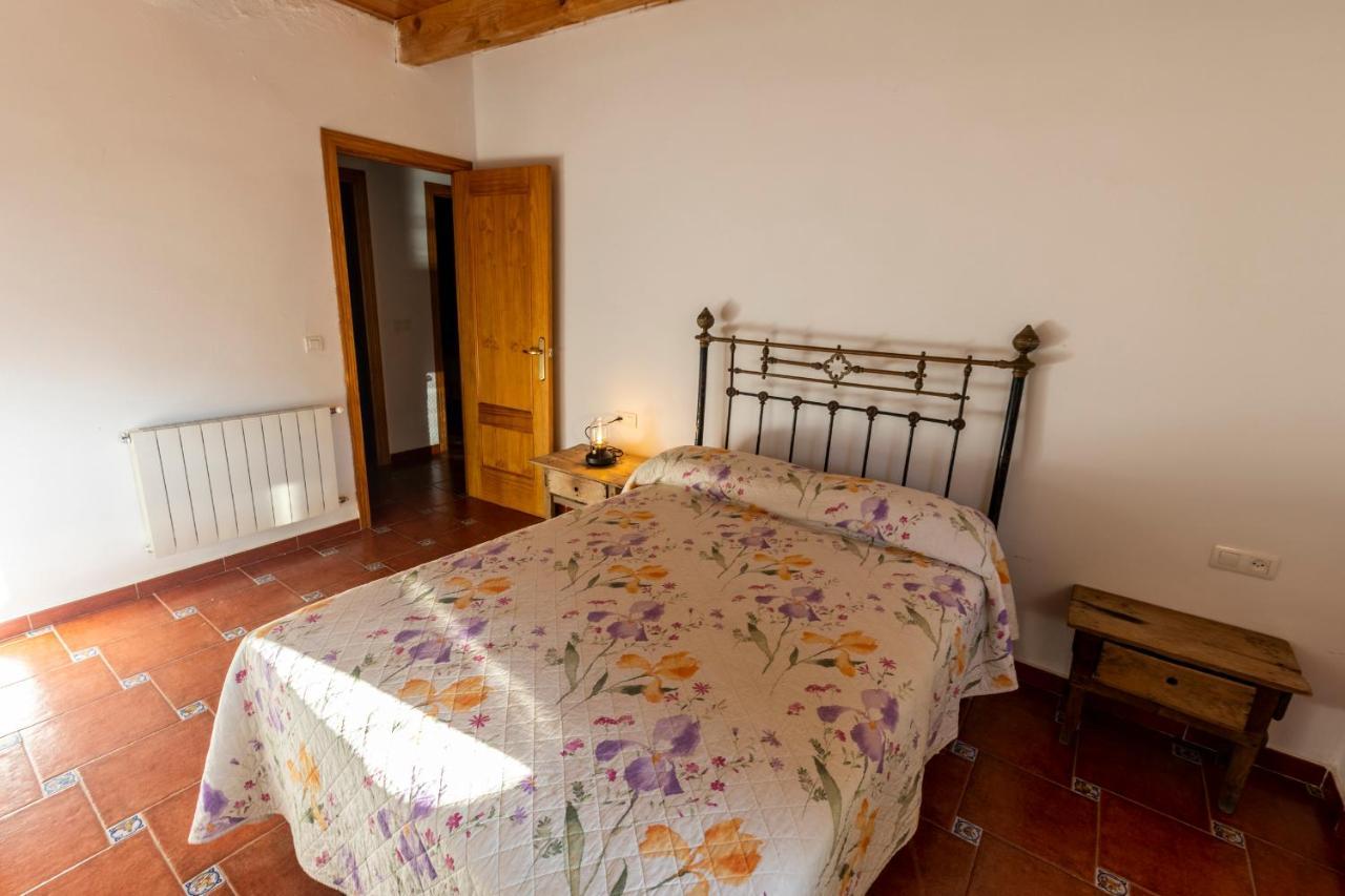 Casa Rural El Abeto Torre de Don Miguel Екстериор снимка